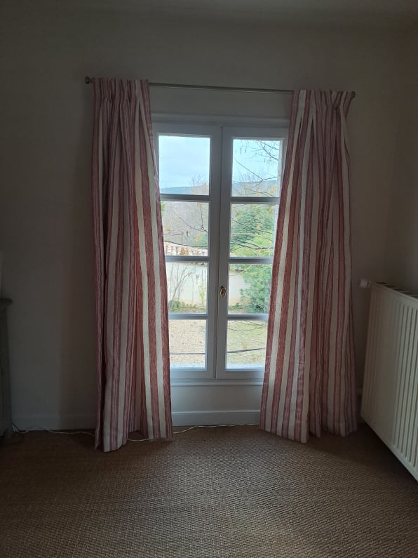 Kati couture broderie : Photo ameublement 8